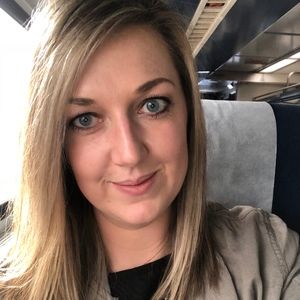 Meet your Posher, Danielle